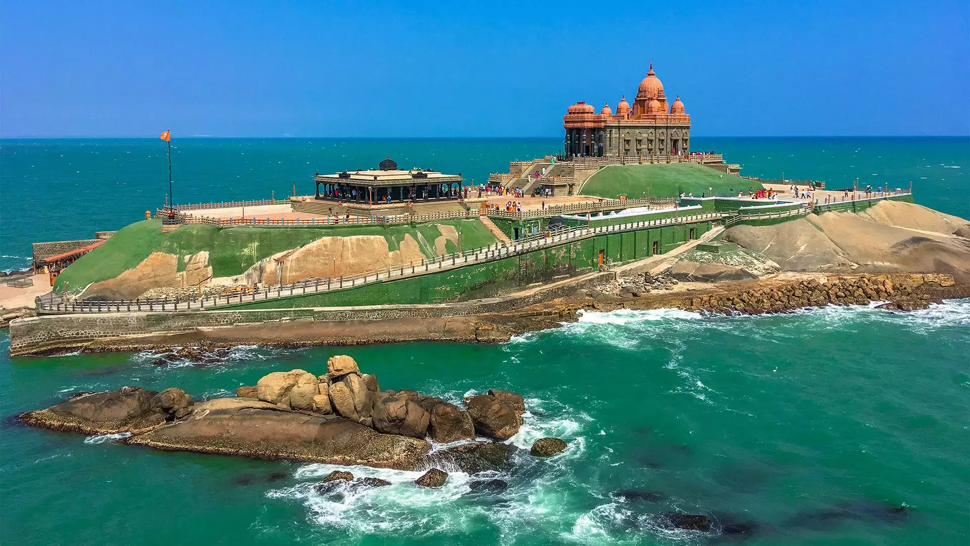 <span style="padding-left: 8px"><i class="far fa-calendar-alt"></i>  DAY 7</span>- Kanyakumari SS